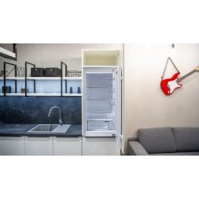 Kluge beépíthető kombi hűtőszekrény alul fagyasztóval, 181L/70L