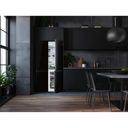 Kluge szabadonálló fekete üveg négyajtós hűtőszekrény, NoFrost, 429L/171L