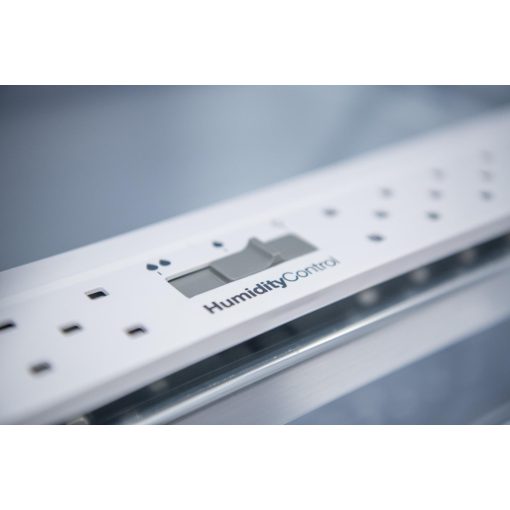 Kluge beépíthető kombi hűtőszekrény alul fagyasztóval, DualNoFrost, 180L/63L