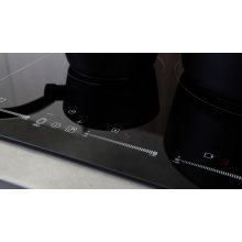 Kluge beépíthető indukciós főzőlap, 80cm, fekete ü.